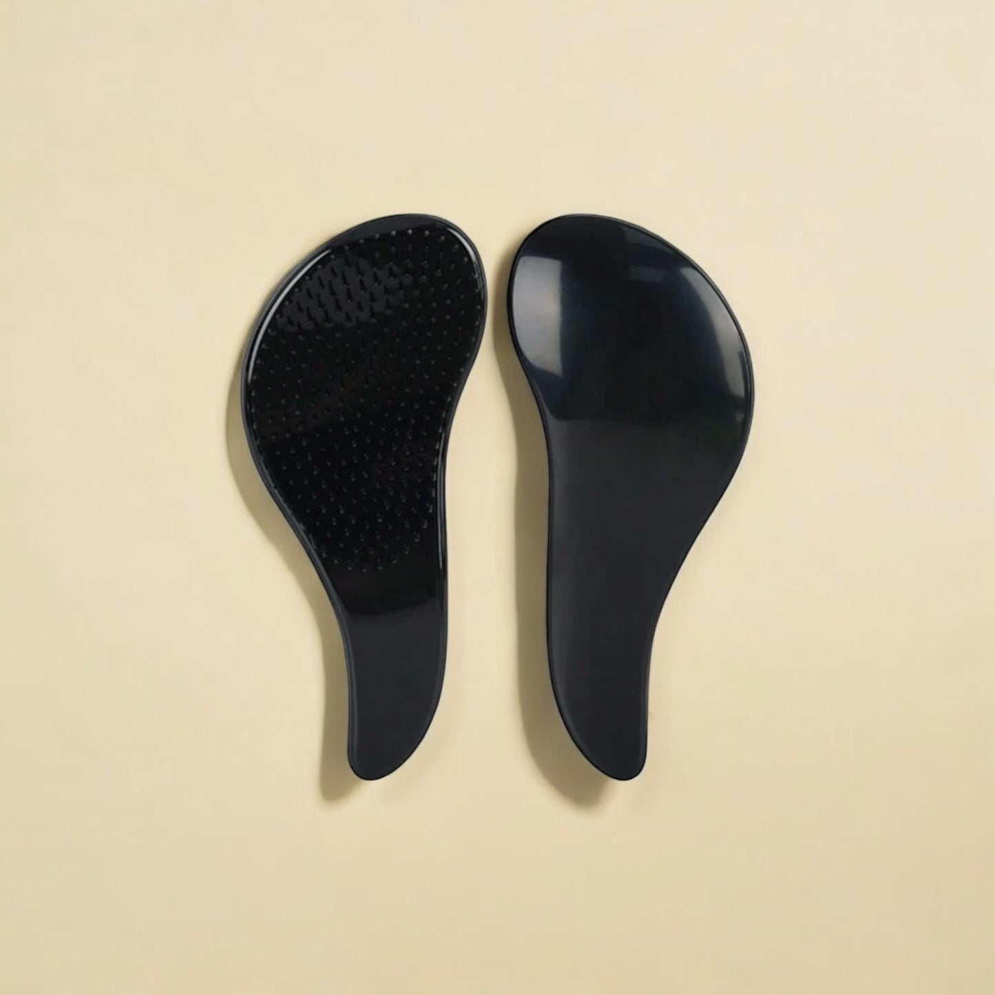 Royal hair brush designed for smooth detangling