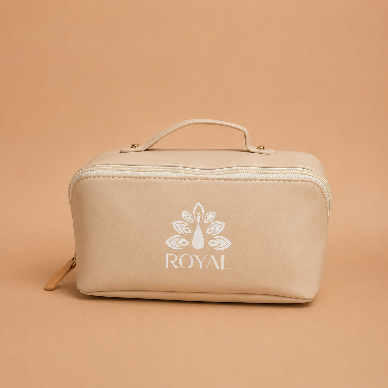 Royal travel pouch