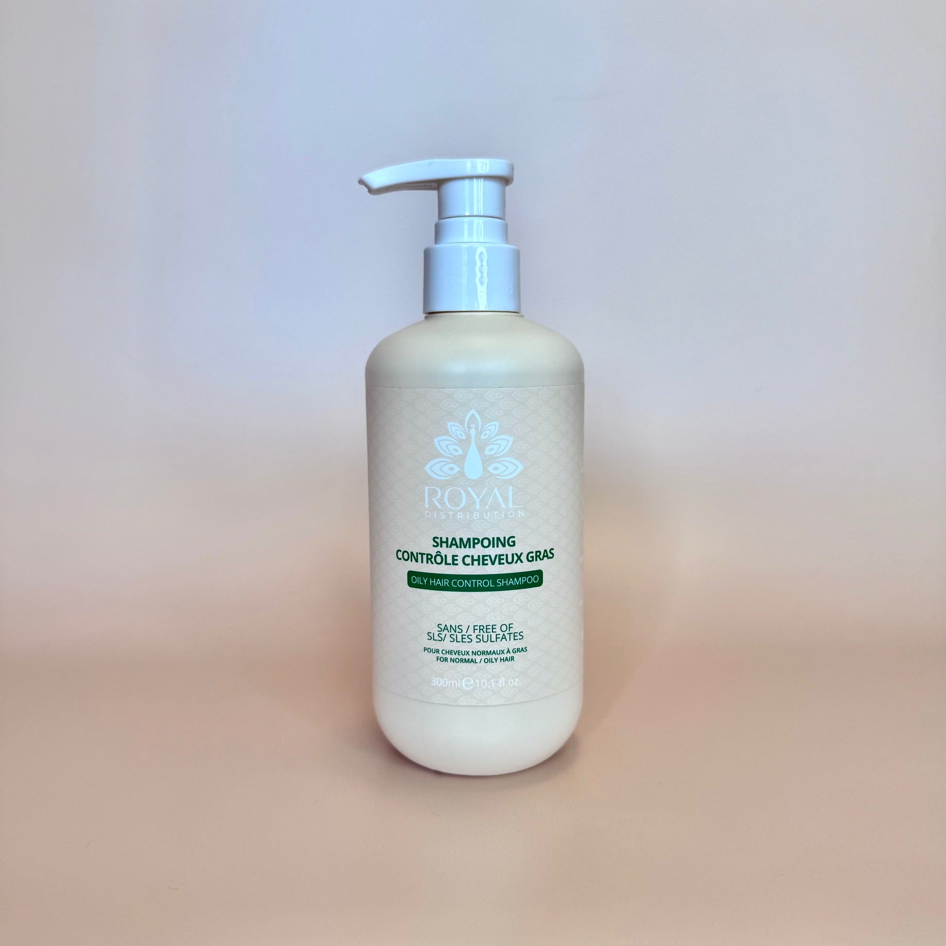 Royal shampoo that gently cleanses and restores hair healt