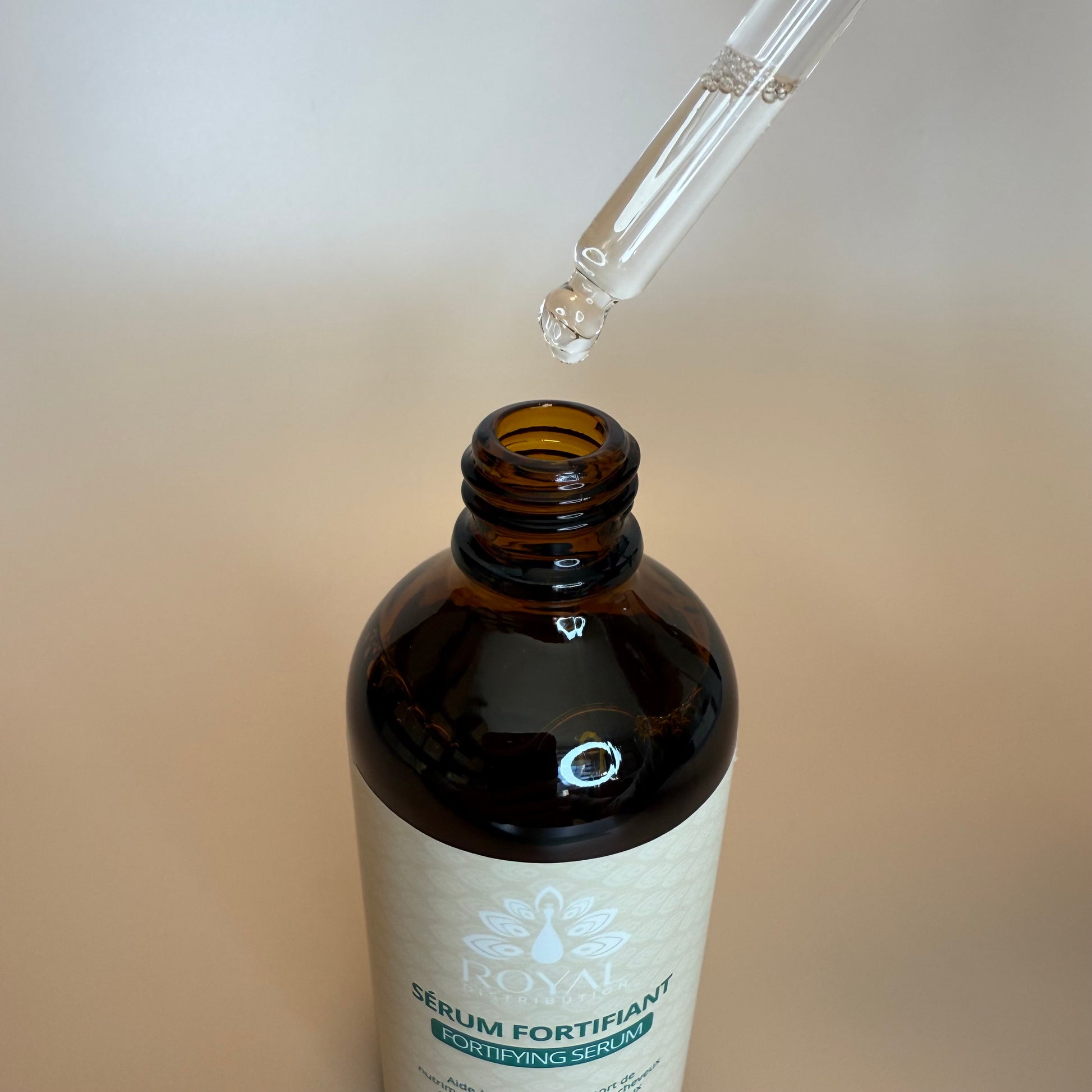 Royal strengthening serum that promote hair growth and helps reduce hair loss