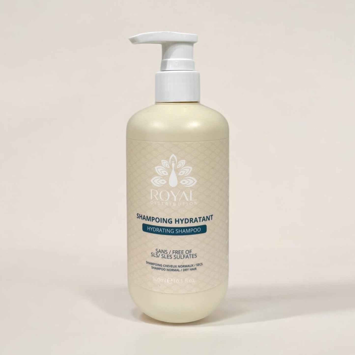 Gently moisturizing shampoo that nourishes and revitalizes dry and fragile hair