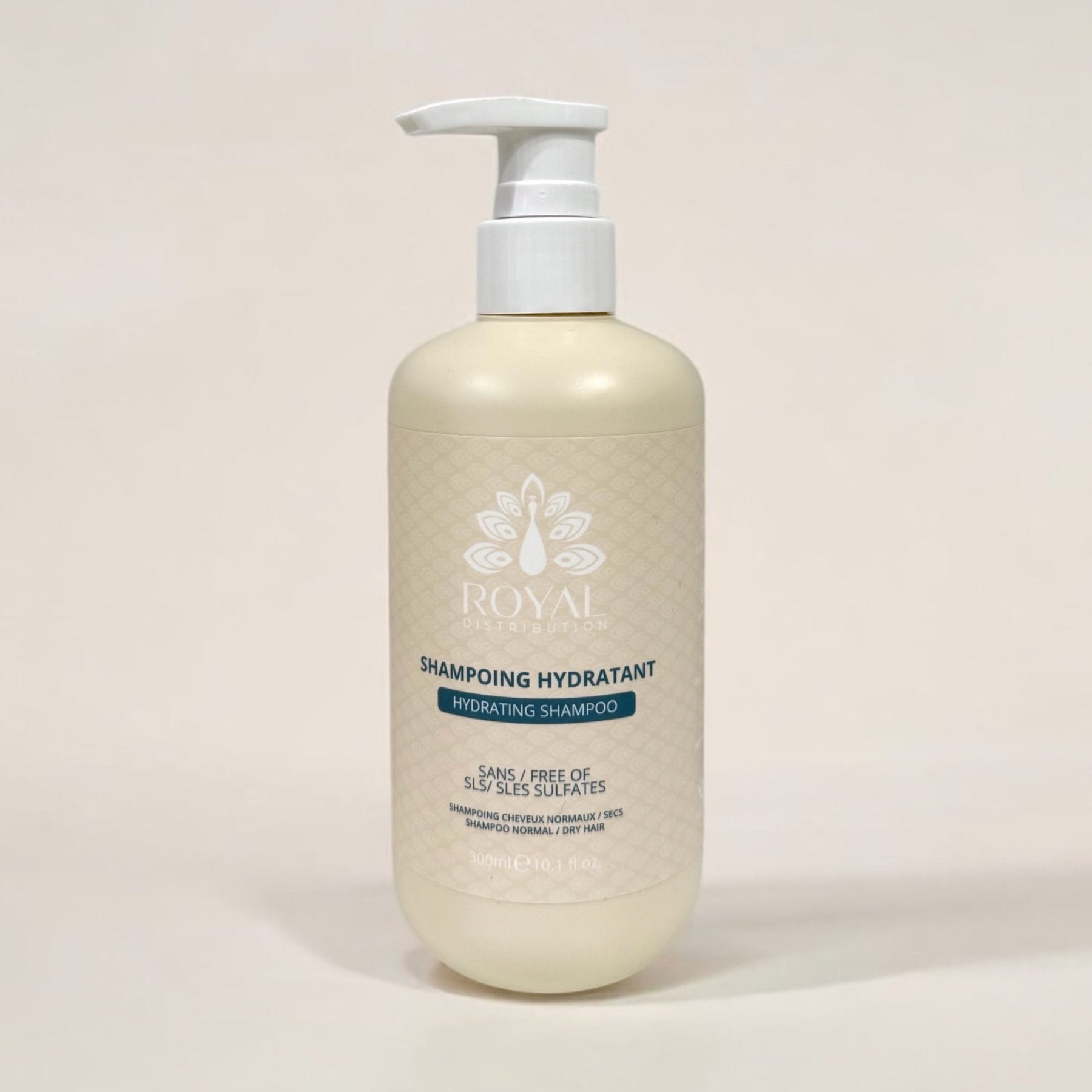 Gently moisturizing shampoo that nourishes and revitalizes dry and fragile hair